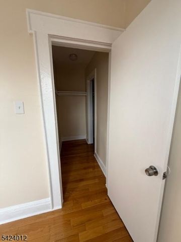 219 Renner Ave, Newark City, NJ 07112