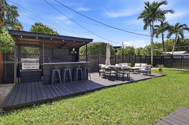 6321 SW 21st Street, Miami, FL 33155