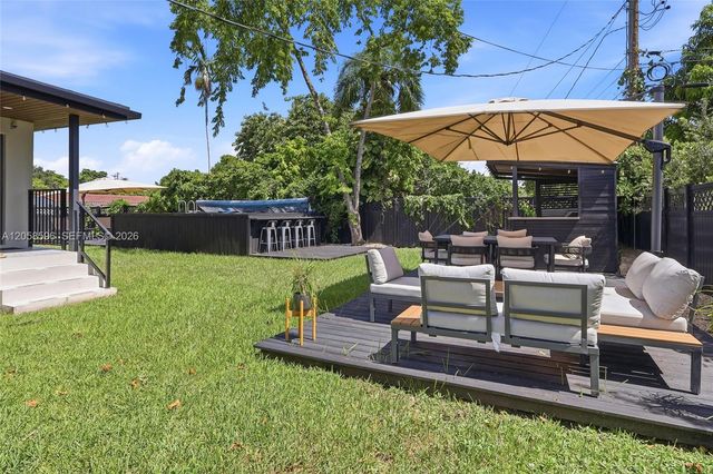 6321 SW 21st Street, Miami, FL 33155