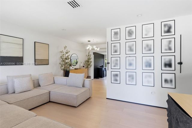 6321 SW 21st Street, Miami, FL 33155