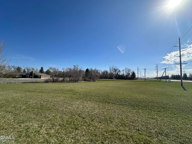 Xxxx 2nd Street SE, Jamestown, ND 58401 property photo