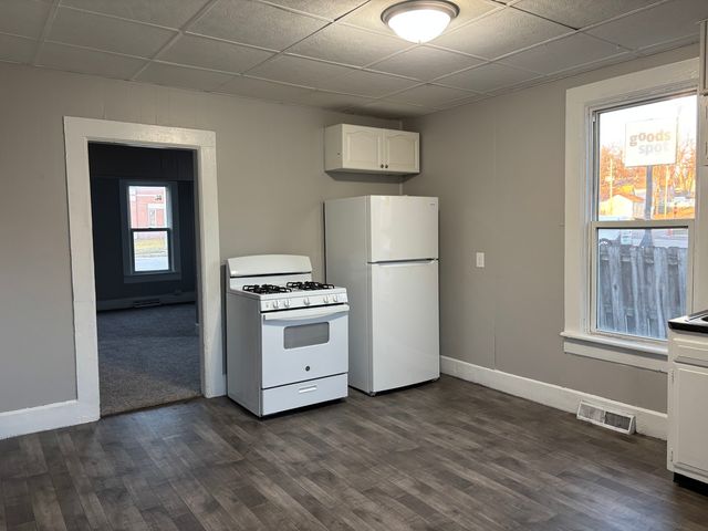 2809 Telegraph Road, Davenport, IA 52804