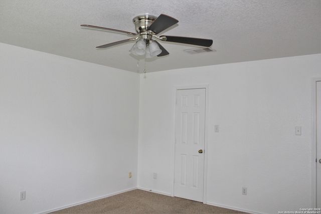11212 FOREST PASS CT, Live Oak, TX 78233