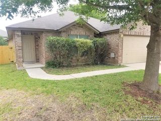 11212 FOREST PASS CT, Live Oak, TX 78233