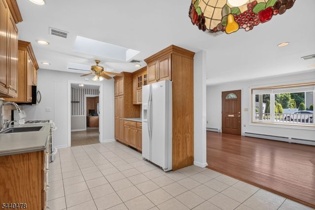 5 Andrews Pl, Pequannock Twp., NJ 07444