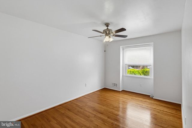5655 UTRECHT RD, Baltimore, MD 21206
