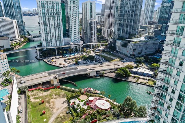 90 SW 3rd St 3609, Miami, FL 33130