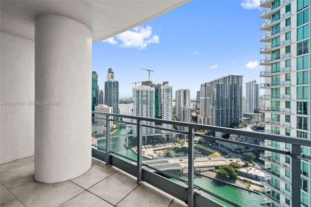 90 SW 3rd St 3609, Miami, FL 33130