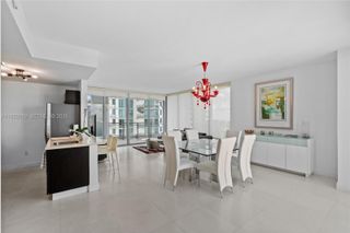 90 SW 3rd St 3609, Miami, FL 33130