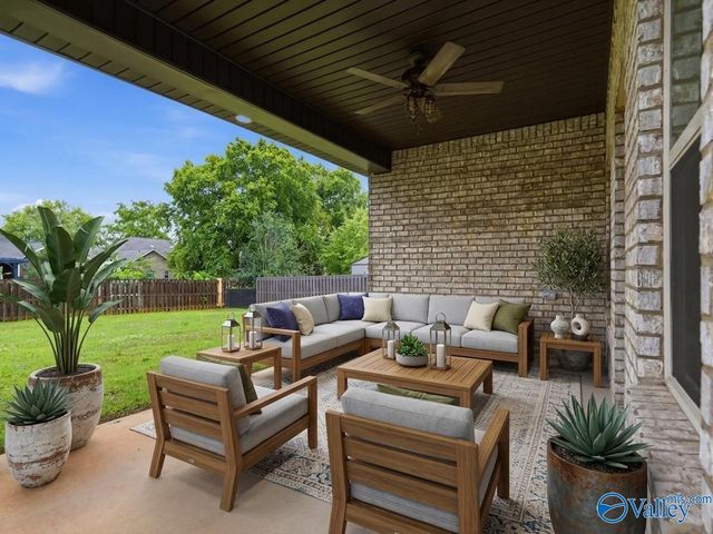 210 Poplar Hollow Drive, Harvest, AL 35749