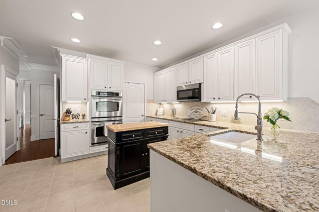 11571 Auldbury Way, Raleigh, NC 27617
