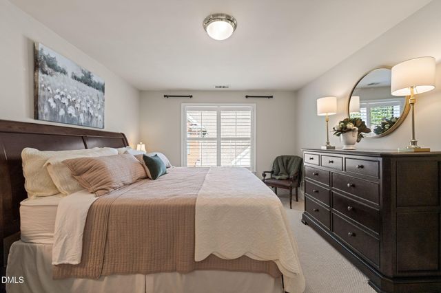 11571 Auldbury Way, Raleigh, NC 27617