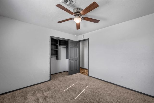512 Wood Hollow Lane, Moore, OK 73160