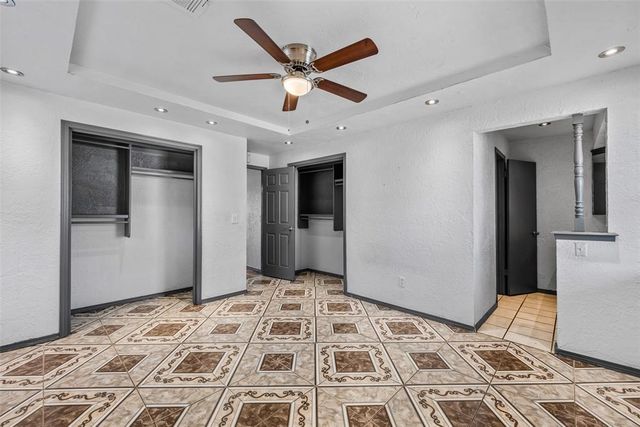512 Wood Hollow Lane, Moore, OK 73160