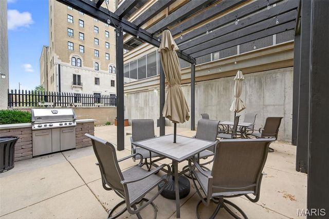 1511 Locust Street 610, St Louis, MO 63103