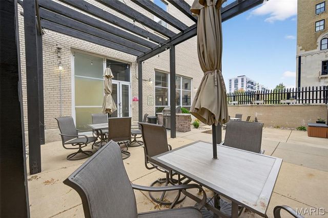 1511 Locust Street 610, St Louis, MO 63103