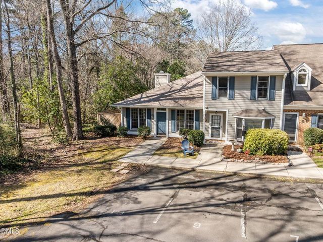 10 Forest Oaks Drive, Durham, NC 27705