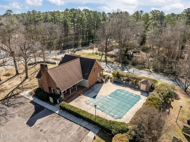 10 Forest Oaks Drive, Durham, NC 27705