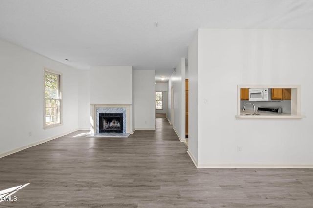 10 Forest Oaks Drive, Durham, NC 27705