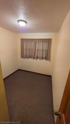 1835 Plymouth Avenue, Waterloo, IA 50702