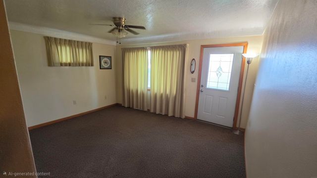 1835 Plymouth Avenue, Waterloo, IA 50702