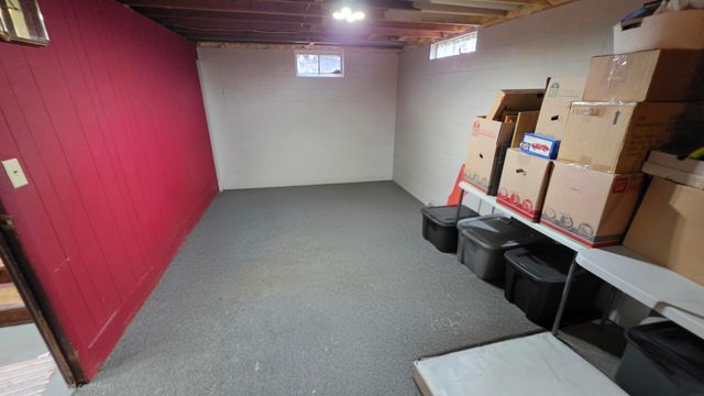 1835 Plymouth Avenue, Waterloo, IA 50702
