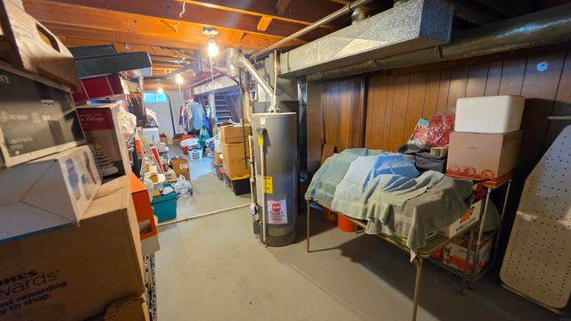 1835 Plymouth Avenue, Waterloo, IA 50702