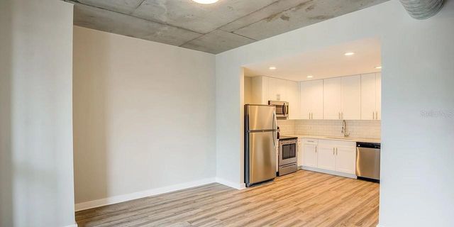 55-1 W CHURCH STREET, Orlando, FL 32801