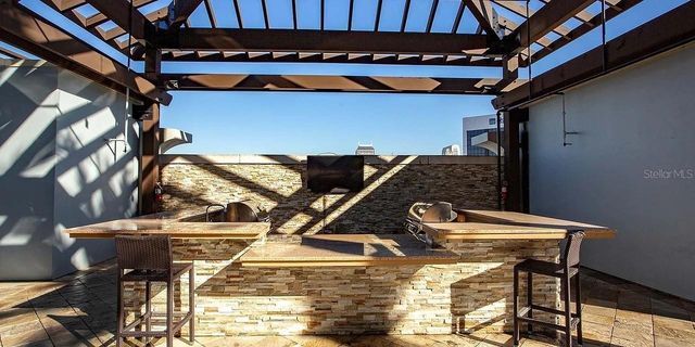 55-1 W CHURCH STREET, Orlando, FL 32801