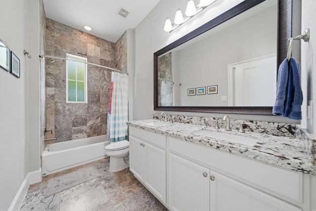 1905 Shearn Street A, Houston, TX 77007
