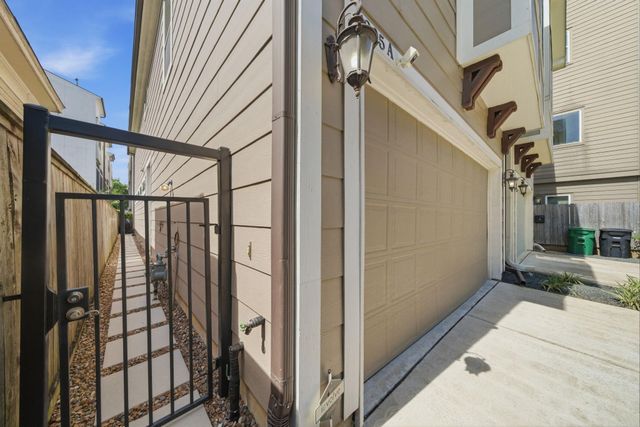 1905 Shearn Street A, Houston, TX 77007