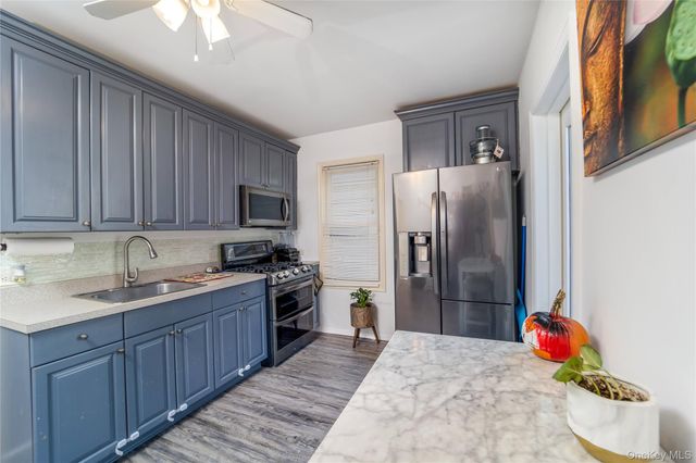 92-57 246th Street, Floral Park, NY 11001