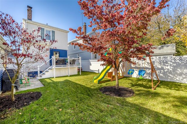 92-57 246th Street, Floral Park, NY 11001