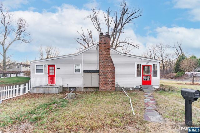 310 Boulevard Drive, Wayne, NJ 07470