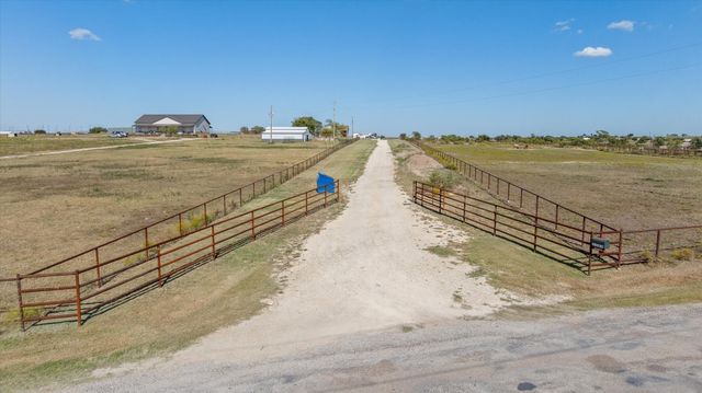 2425 County Road 184, Stephenville, TX 76401