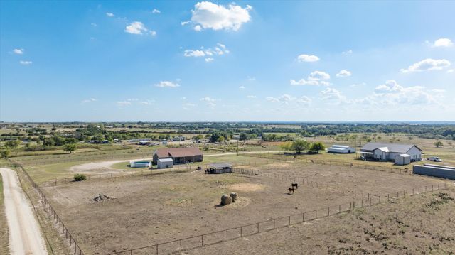 2425 County Road 184, Stephenville, TX 76401
