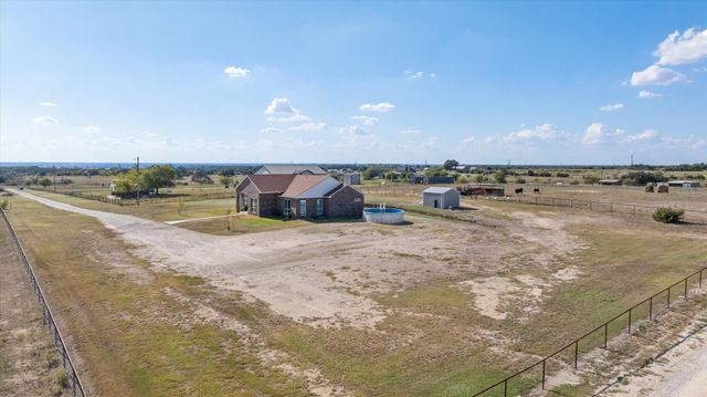2425 County Road 184, Stephenville, TX 76401