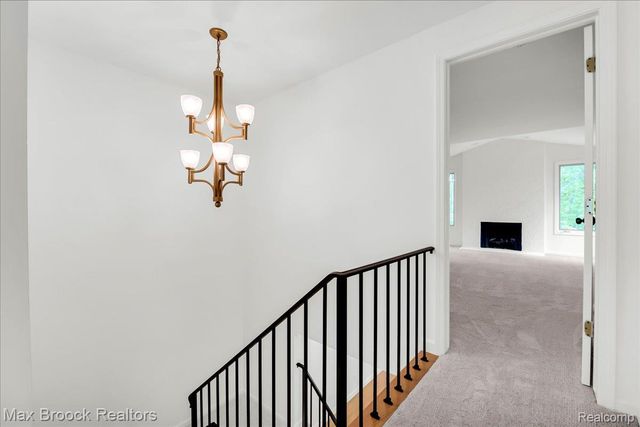 1106 Hillpointe Circle, Bloomfield Hills, MI 48304