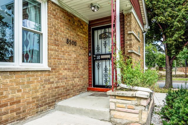 8500 S Calumet Avenue, Chicago, IL 60619