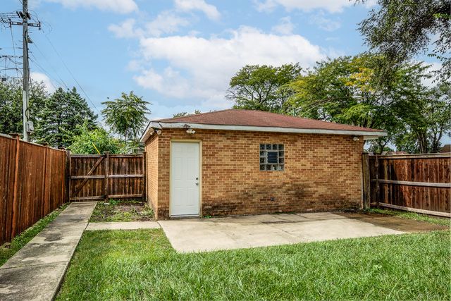 8500 S Calumet Avenue, Chicago, IL 60619