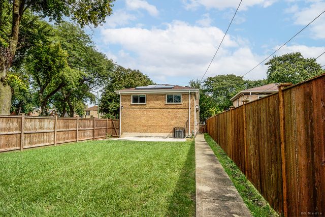 8500 S Calumet Avenue, Chicago, IL 60619