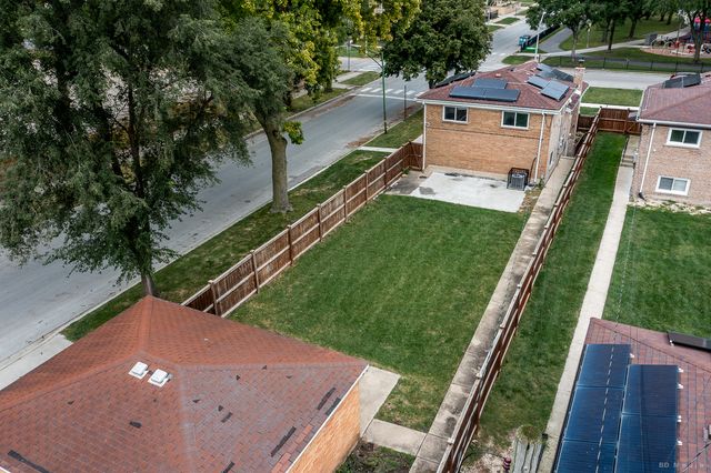 8500 S Calumet Avenue, Chicago, IL 60619
