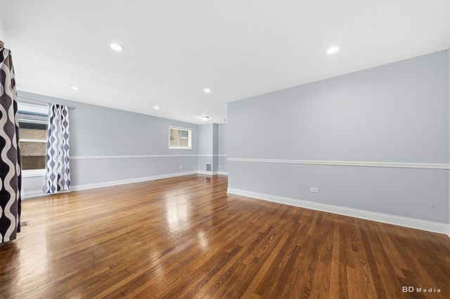 8500 S Calumet Avenue, Chicago, IL 60619