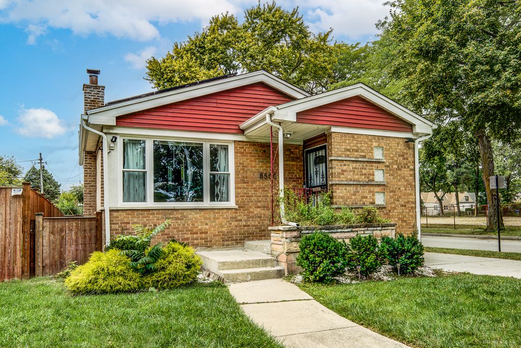 8500 S Calumet Avenue, Chicago, IL 60619