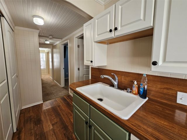 172 County Road 1313, Morgan, TX 76671