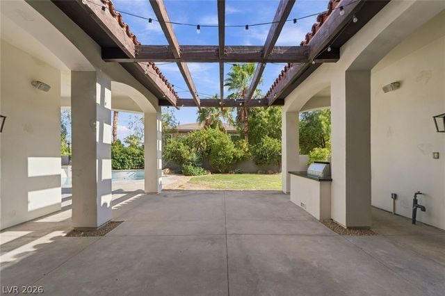 10997 Tranquil Waters Court, Las Vegas, NV 89135