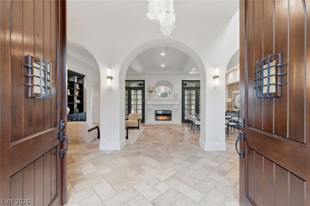 10997 Tranquil Waters Court, Las Vegas, NV 89135
