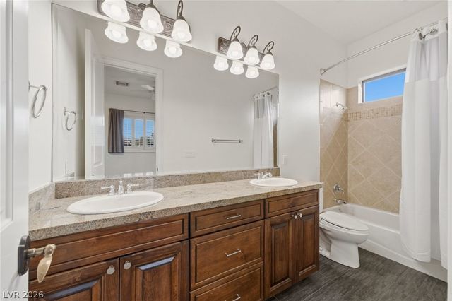 10997 Tranquil Waters Court, Las Vegas, NV 89135