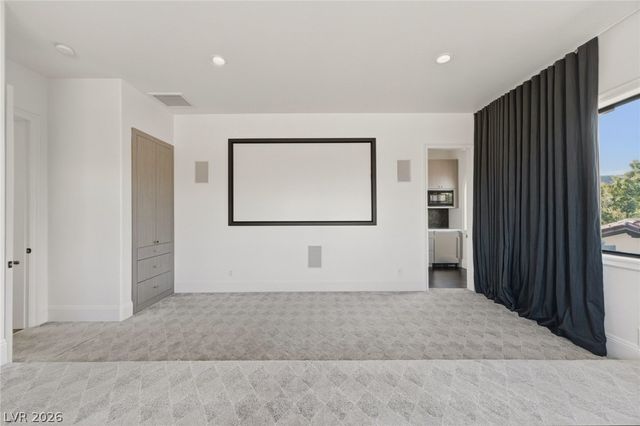 10997 Tranquil Waters Court, Las Vegas, NV 89135