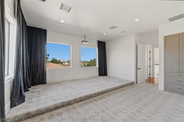 10997 Tranquil Waters Court, Las Vegas, NV 89135